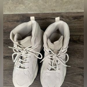they are not new but is good condition